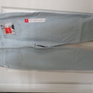 WOMEN JEANS